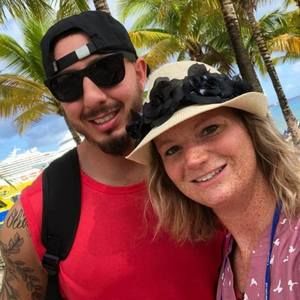 Meet your Posher, Cory